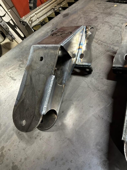 4 Link Drop Bracket (2012 F450 Back Half)